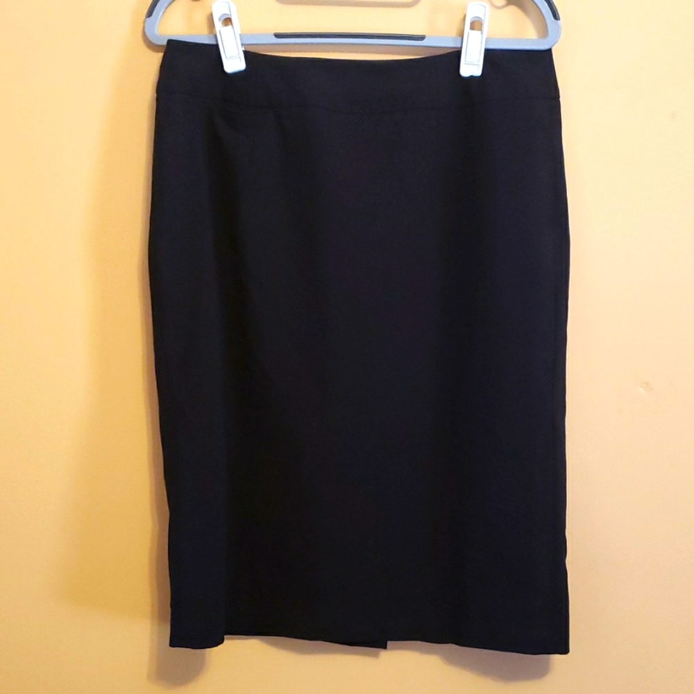 Calvin Klein black lined skirt